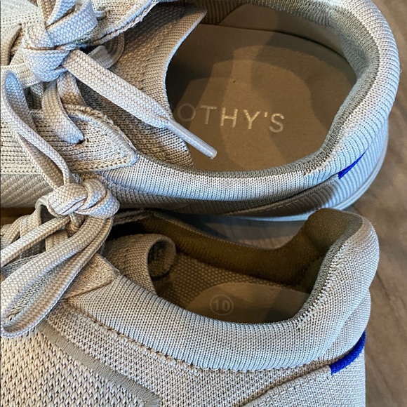 Men’s Rothy’s size 10. - Picture 4 of 4